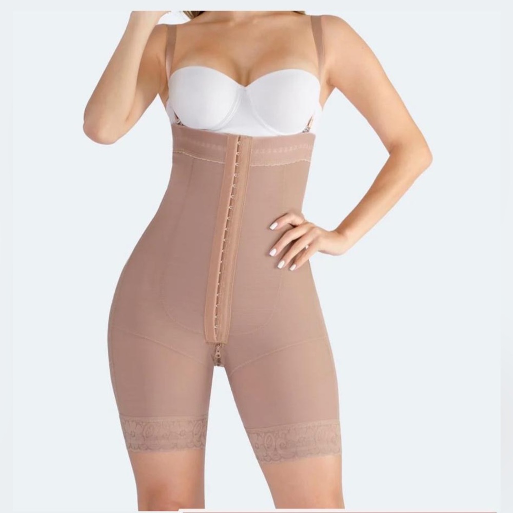 Full body Colombia faja with removable straps *BRAND NEW W/ Tags*